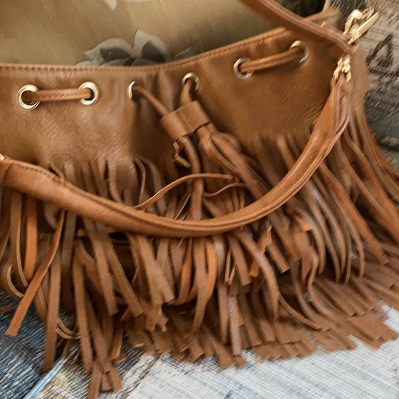 Vegan fringe purse - Picture 3 of 5